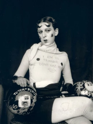 Claude Cahun Age, Height, Net Worth