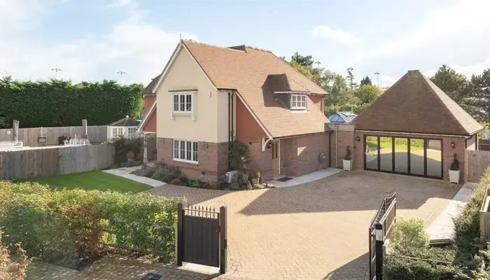 Some Beautiful Houses For Sale In Canterbury