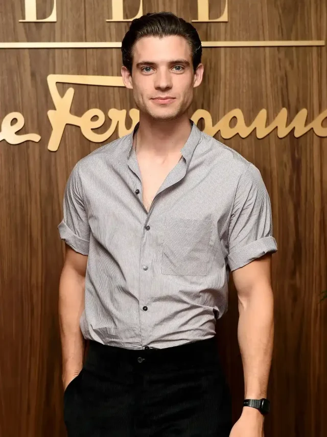 Who-Is-David-Corenswet-Meet-the-New-Superman-Actor4-ezgif.com-jpg-to-webp-converter